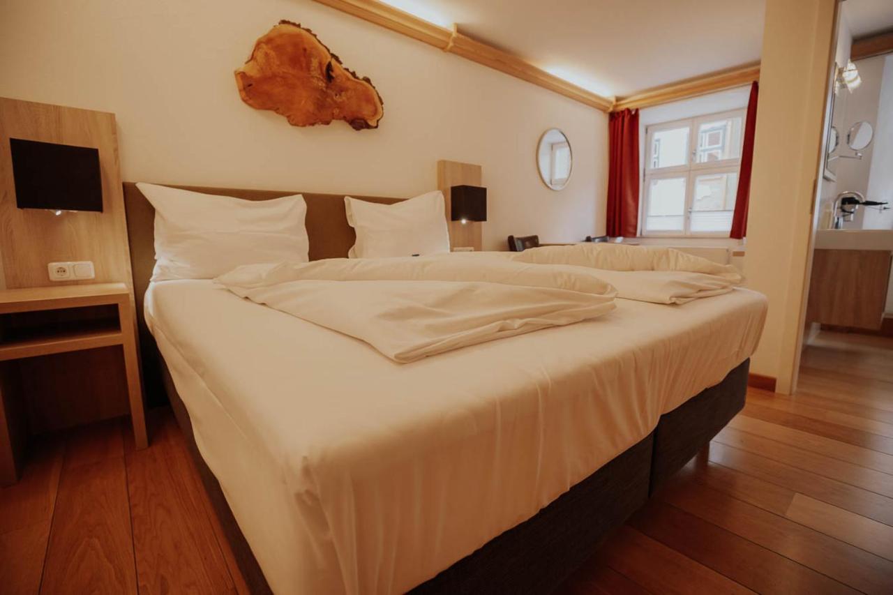 Hotel Gasthaus Zur Sonne Dinkelsbuehl Luaran gambar