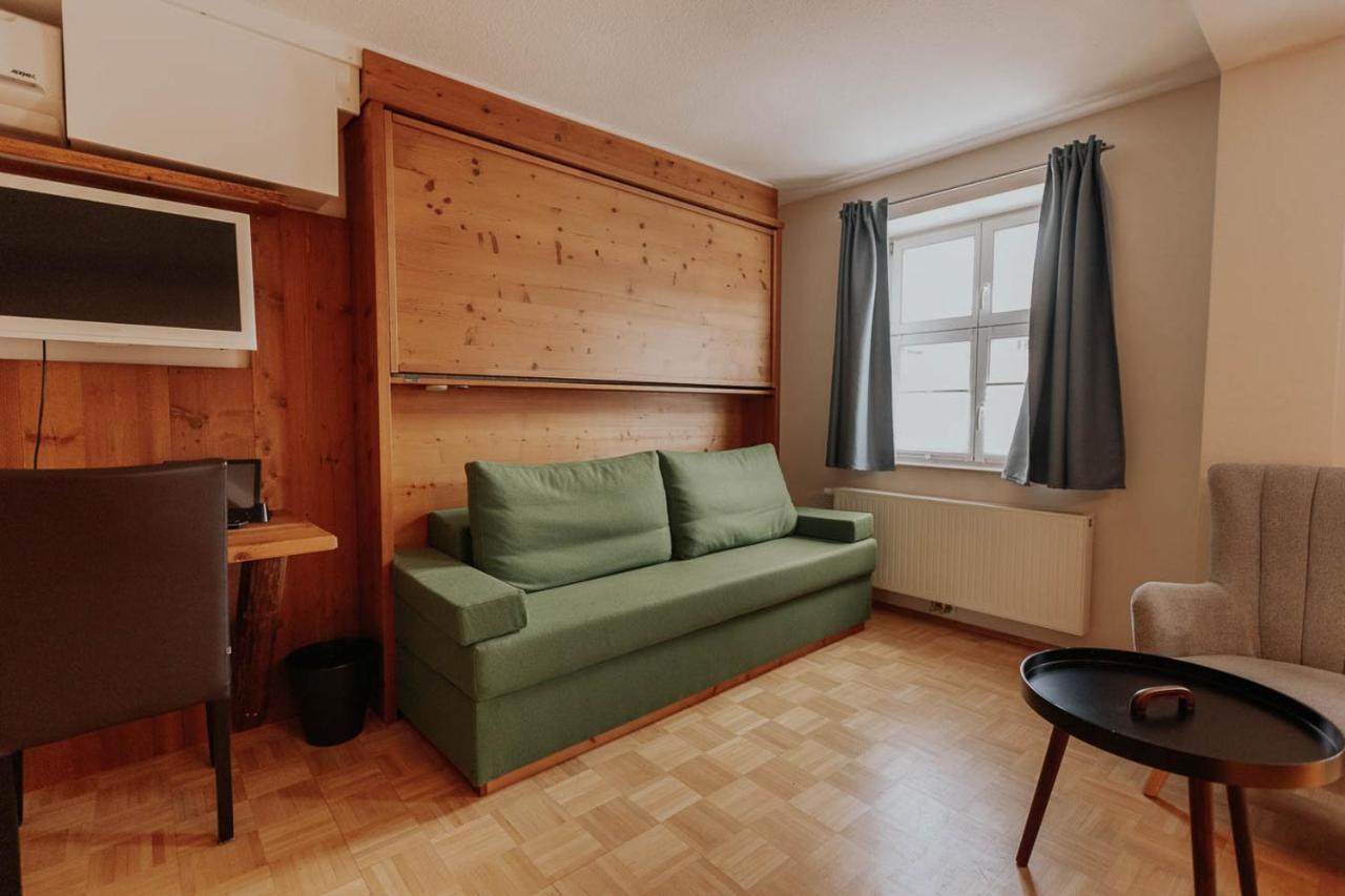 Hotel Gasthaus Zur Sonne Dinkelsbuehl Luaran gambar